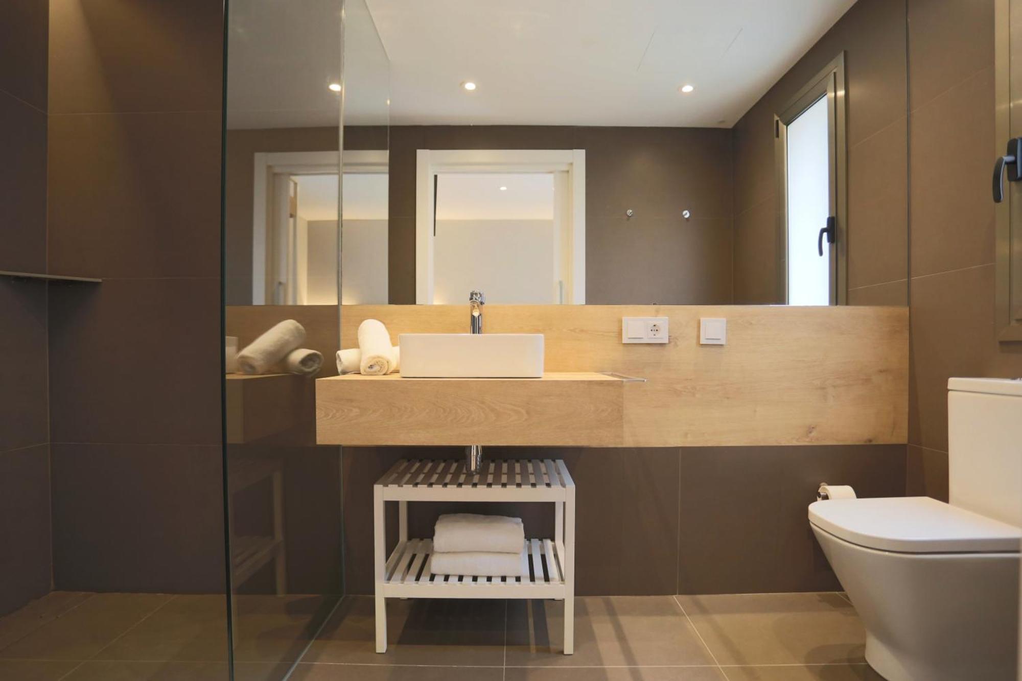 Homestay Hotel Sitges Rooms *