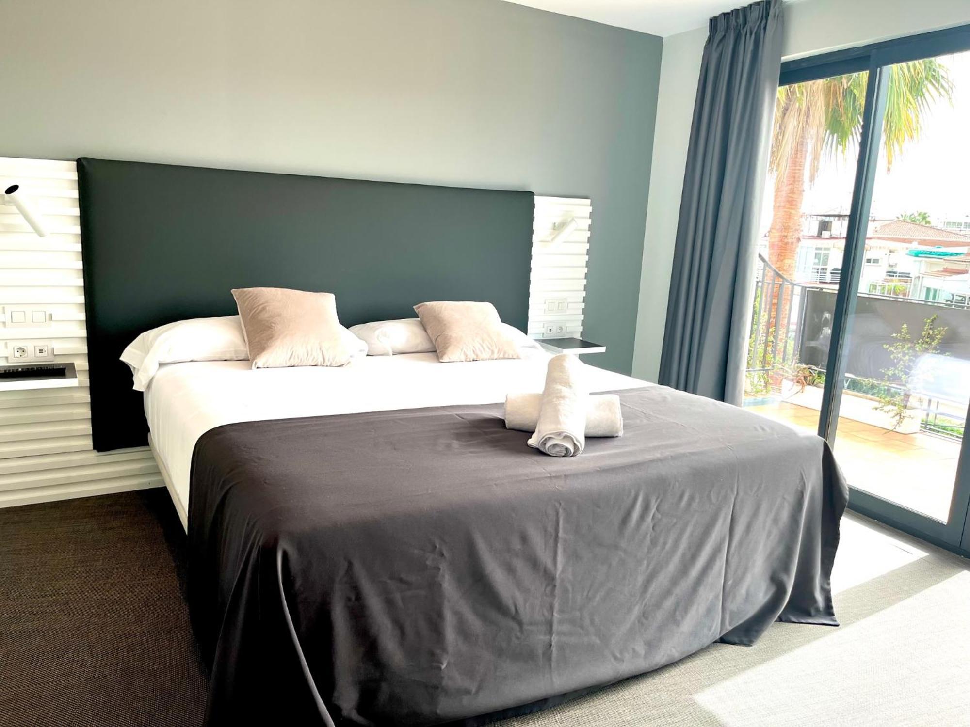 Hotel Sitges Rooms Allotjament en família *