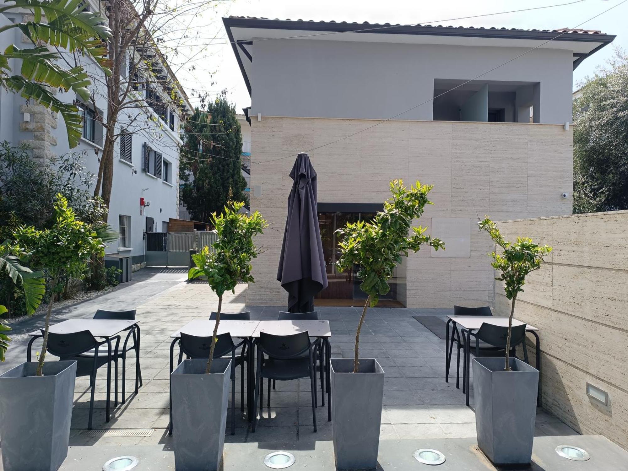 Privatunterkunft Chill Bar&rooms *