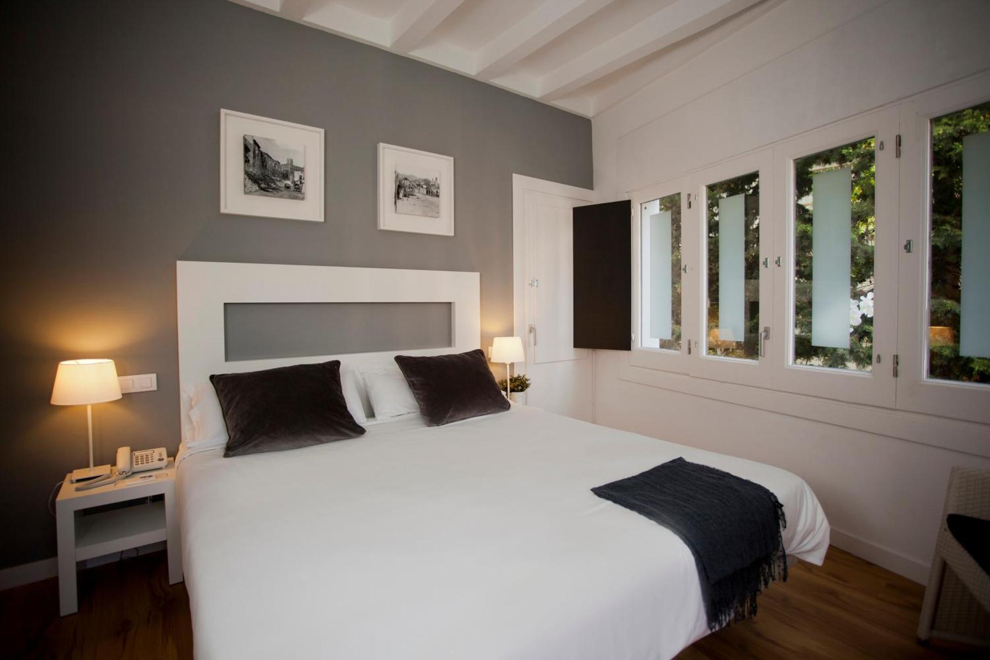 Chill Bar&rooms Sitges